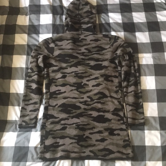 RACHEL ZOE Oversized CAMO Cardigan Sweater Black Olive Army Green Hood Sz XS S - Picture 15 of 15